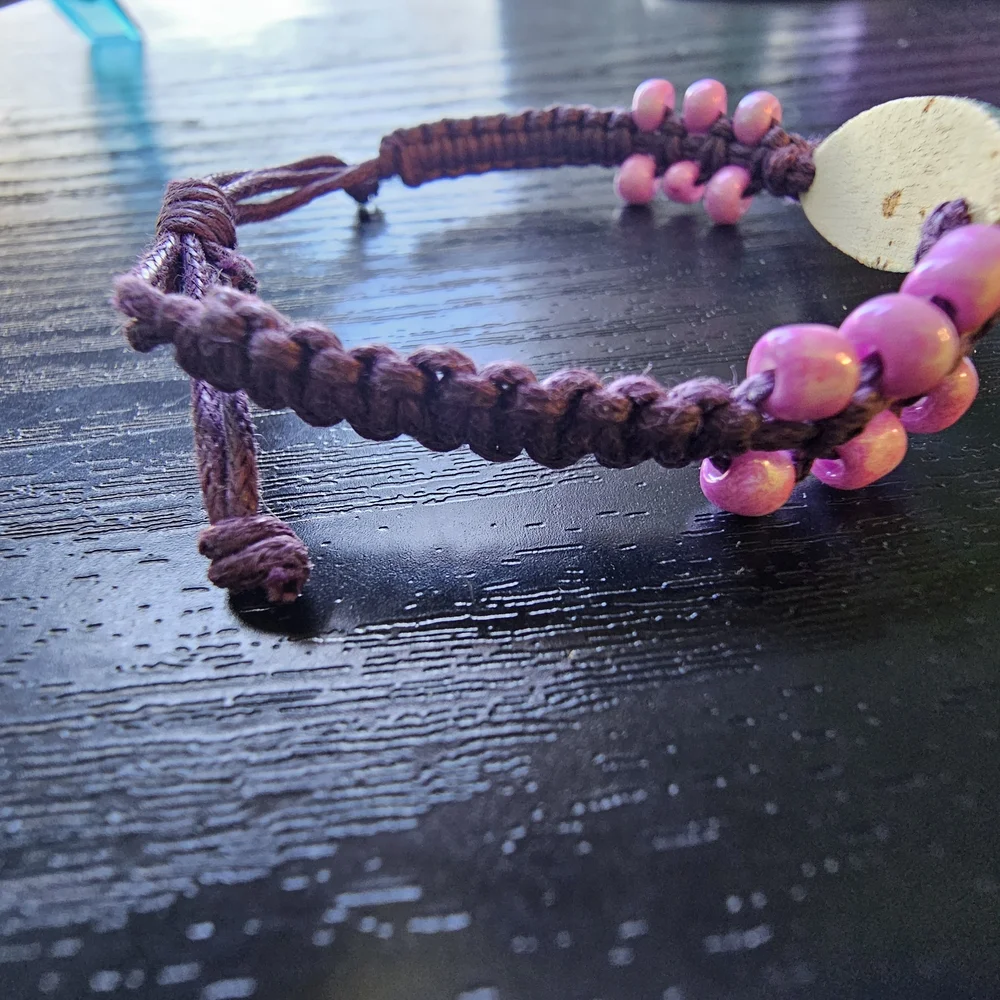 Vintage Maui Surfboard Bracelet Purple String w/ Pink Beads OS